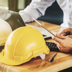 Изучите онлайн курс Безопасность в строительстве